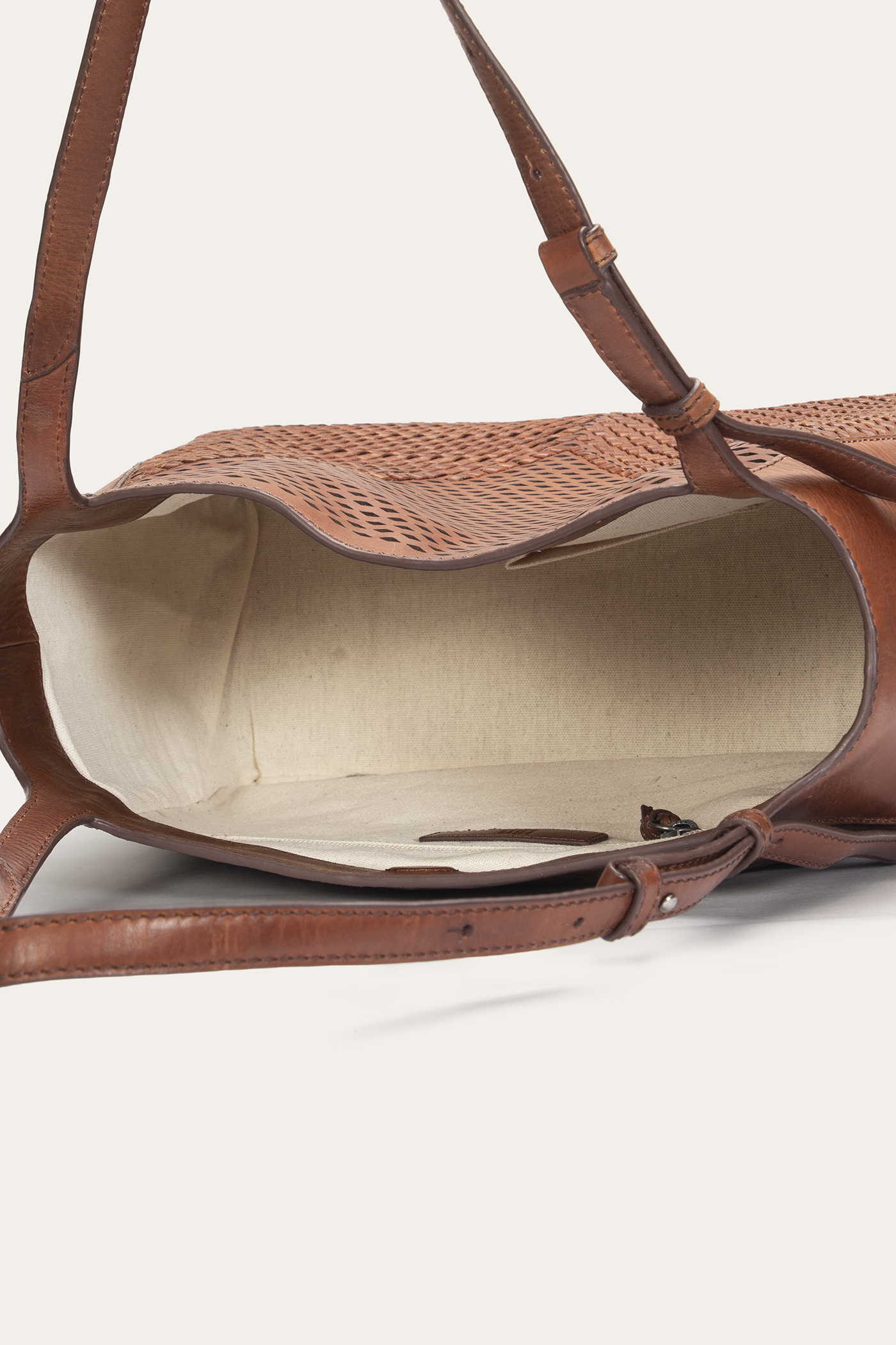 Woven Perf Tote - Image 6