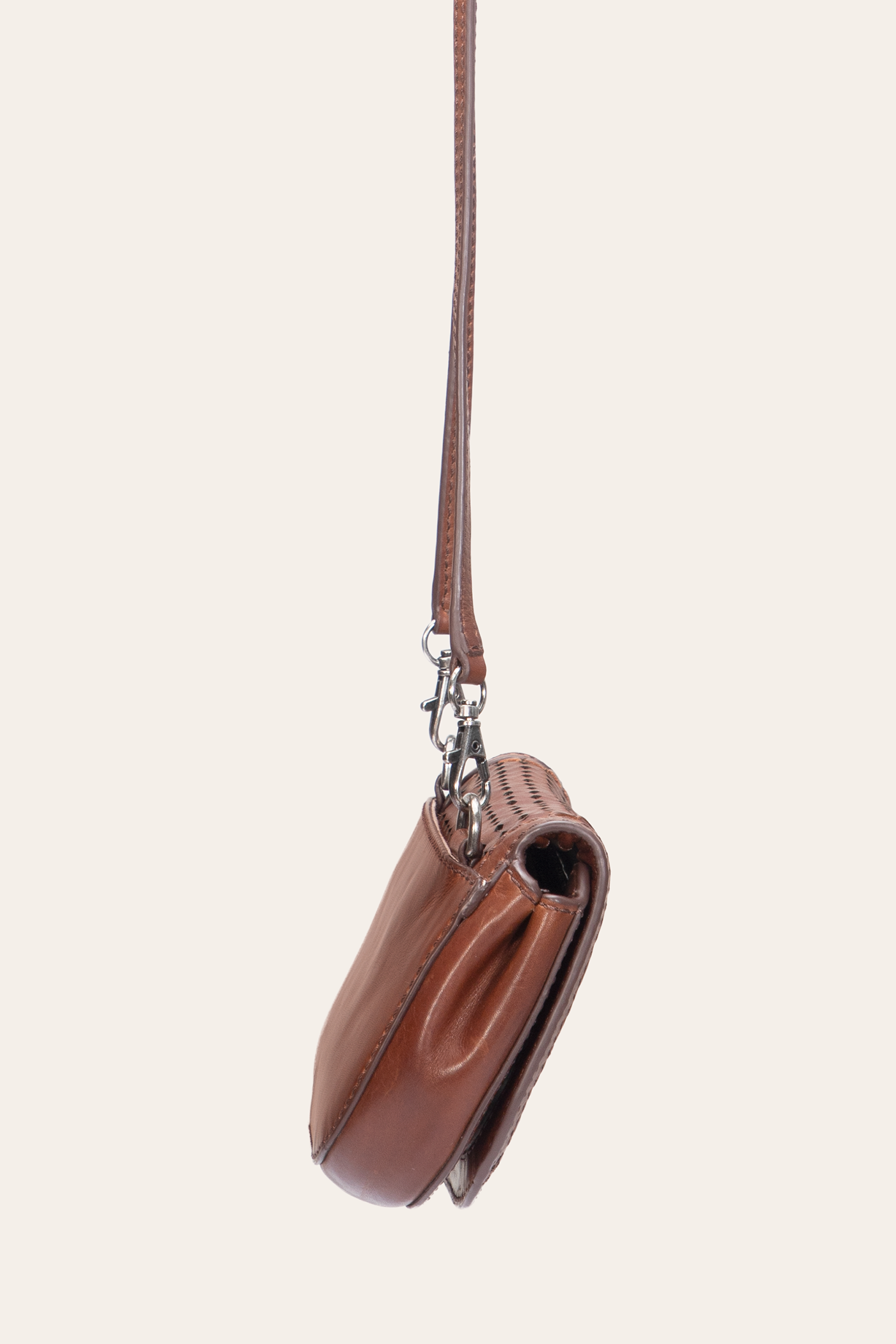 Jennie Wallet Crossbody - Image 3