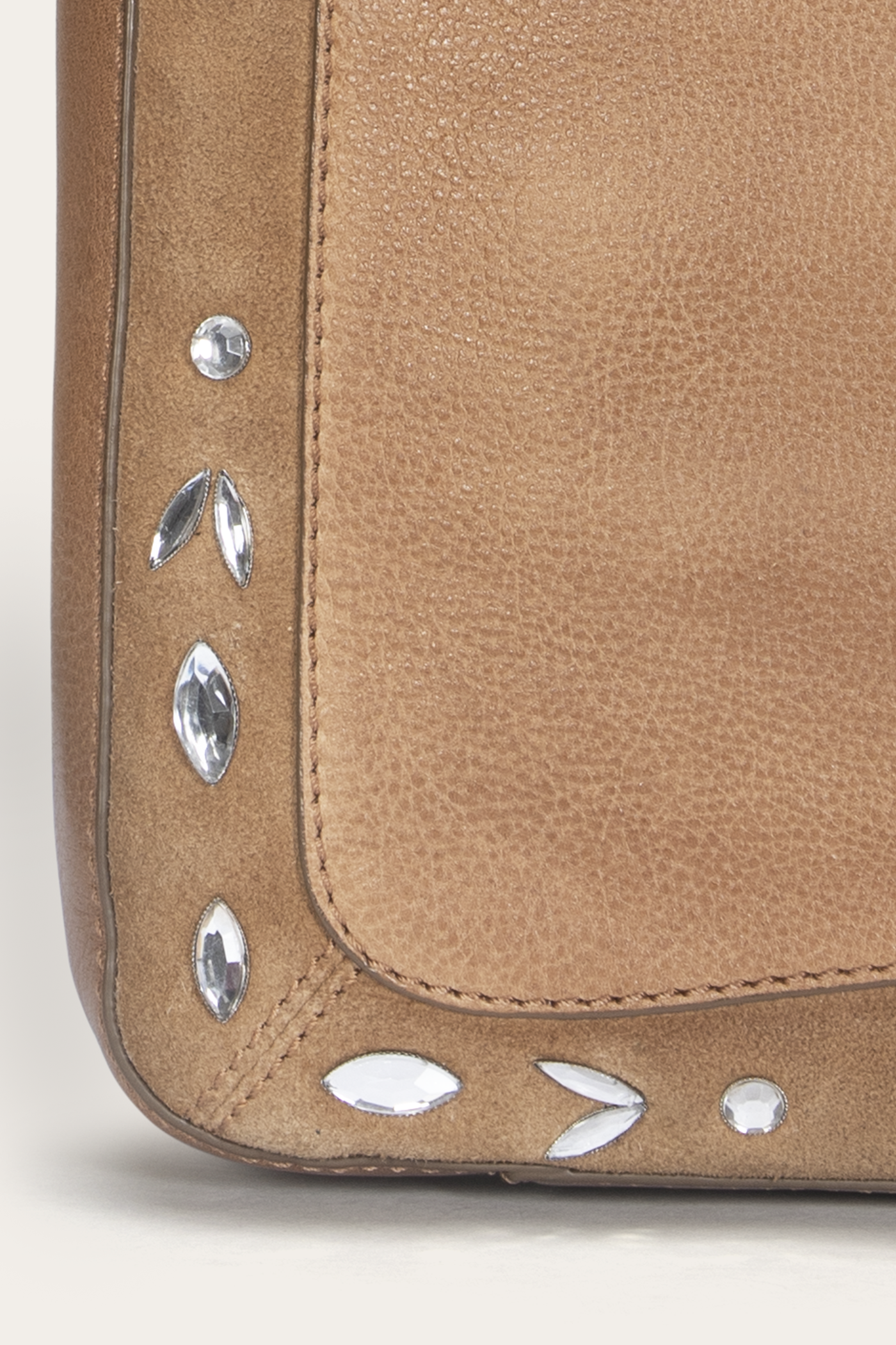Laila Hobo - Image 7
