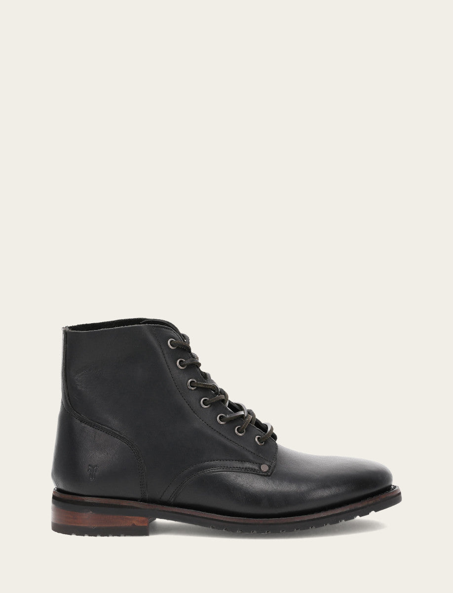 Barrett Lace Up