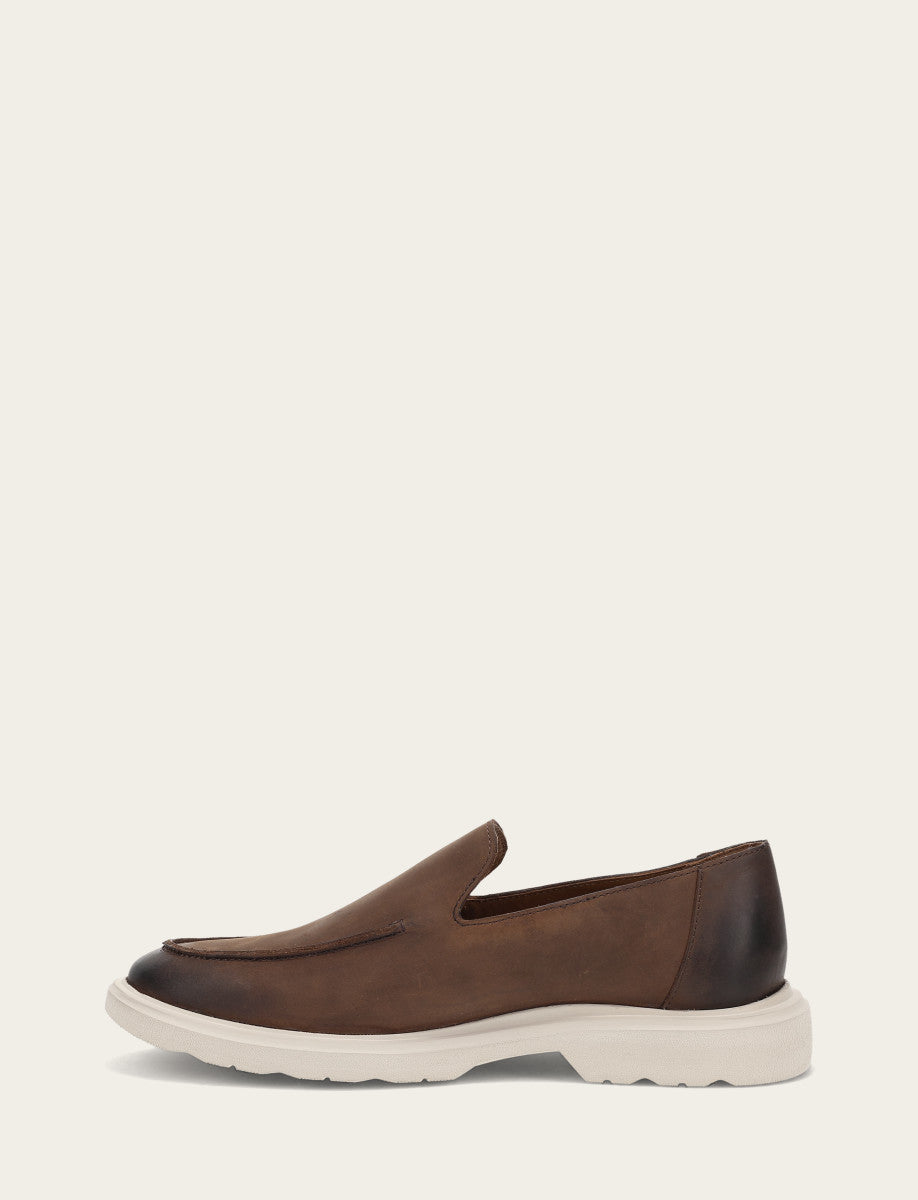 Connor Venetian - Image 3