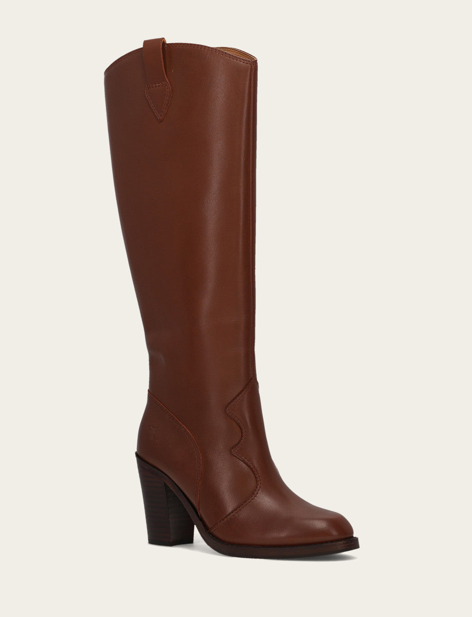 Corinne Tall - Image 2