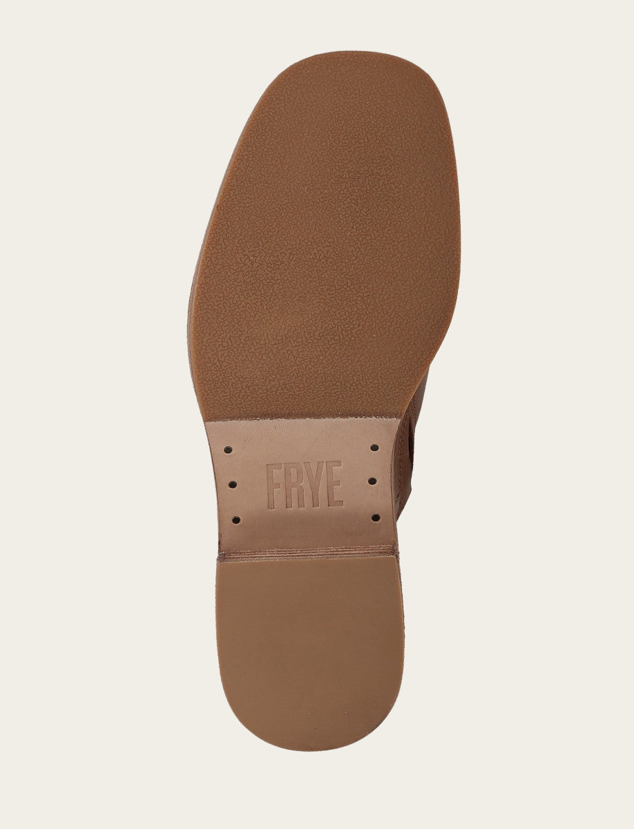Kate Mule - Image 8