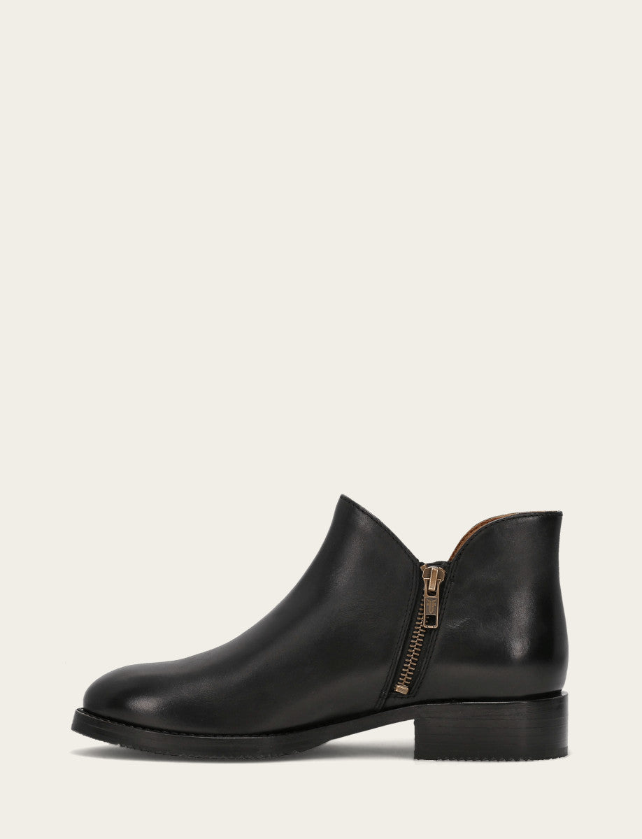 Melissa Shootie 2 - Image 3