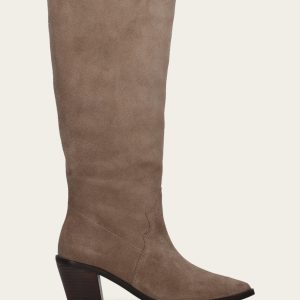 Sara Slouchy